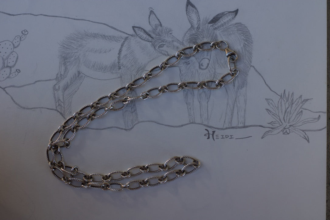 Textured Chain Necklace